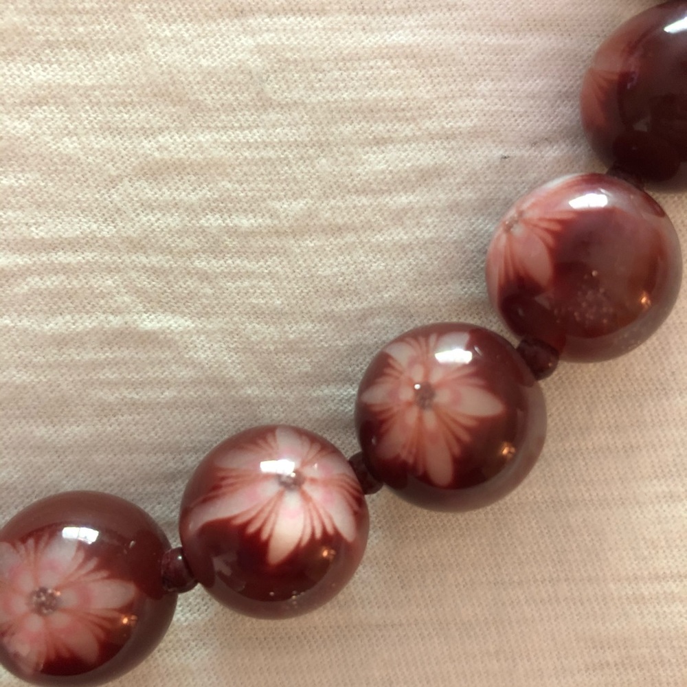 Necklace - Picture 2 of 4